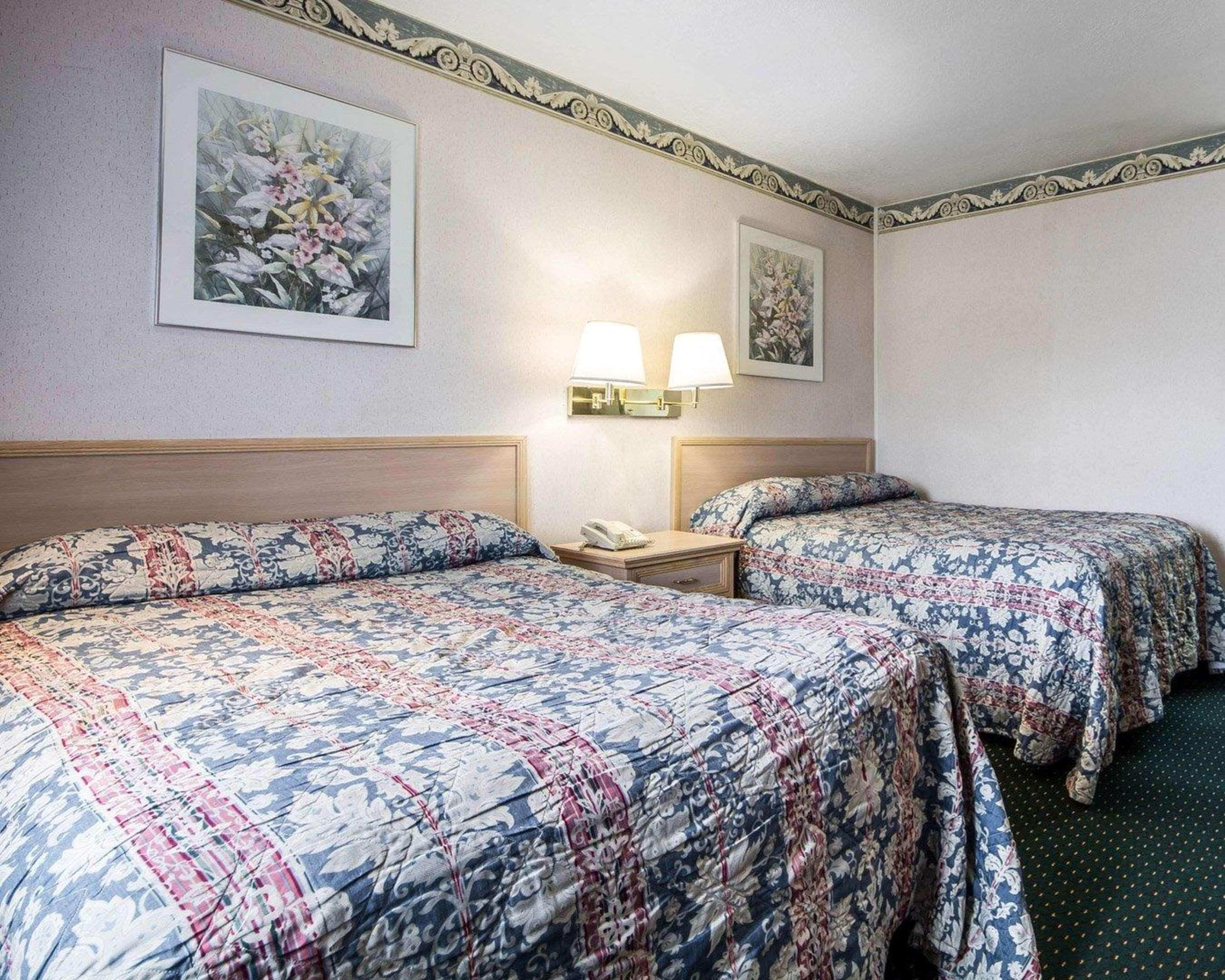 Rodeway Inn Monterey Near Fairgrounds Exterior foto